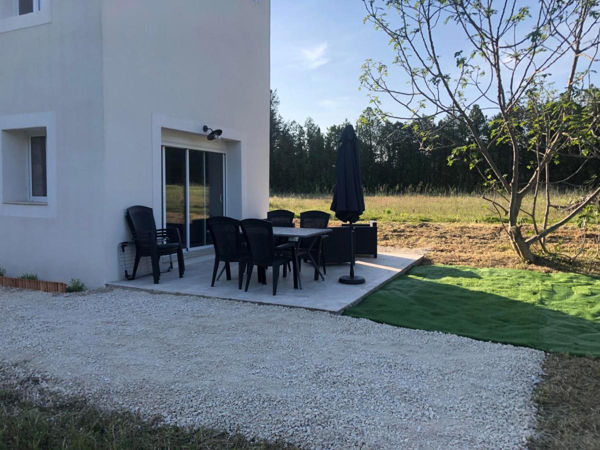 Villa Gite De Charme En Provence Monteux Exterior foto